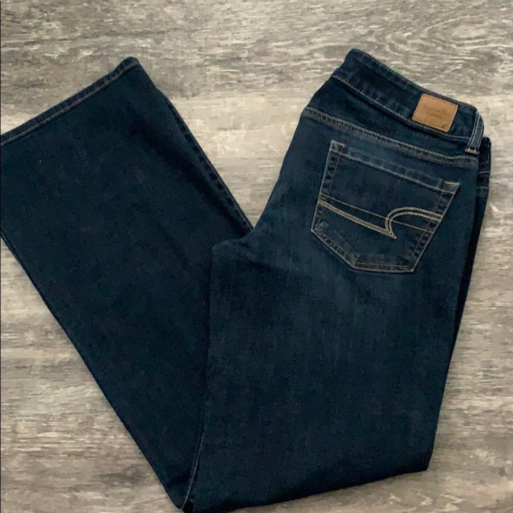 American Eagle 🦅 Favorite Boyfriend Jeans